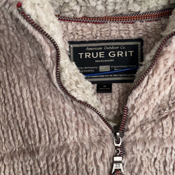 Tan like new Medium True Grit pullover - Picture 2 of 7